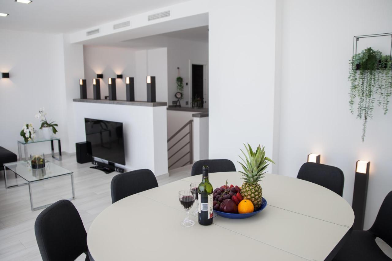 Spacious 200 Sq.M. Penthouse With Sea View Terraces Torremolinos Esterno foto