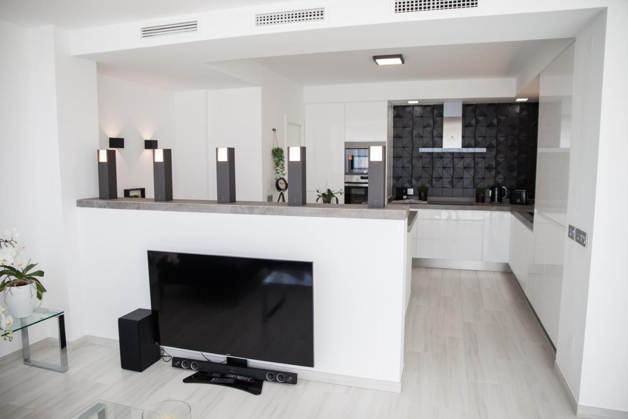 Spacious 200 Sq.M. Penthouse With Sea View Terraces Torremolinos Esterno foto