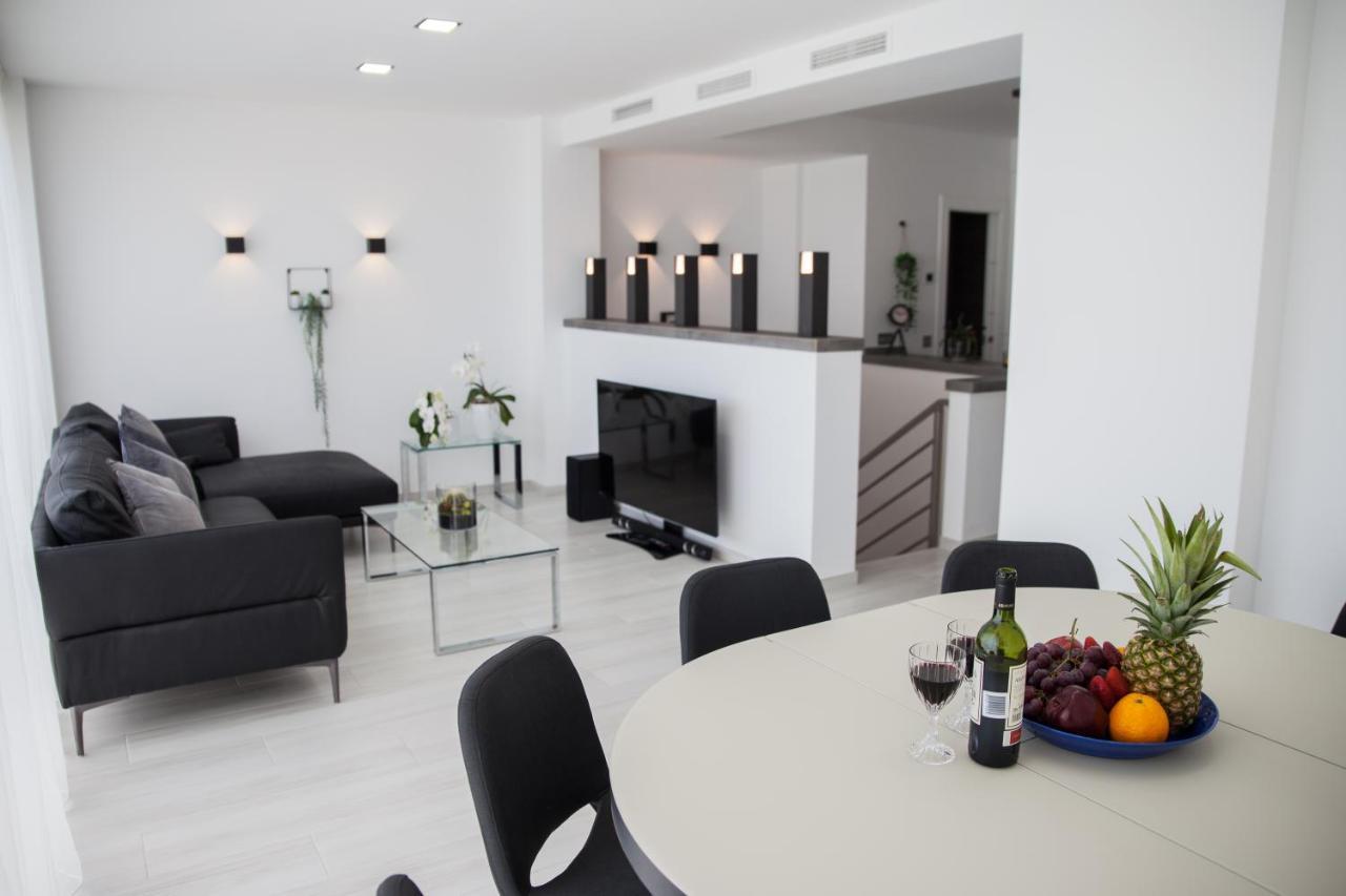 Spacious 200 Sq.M. Penthouse With Sea View Terraces Torremolinos Esterno foto